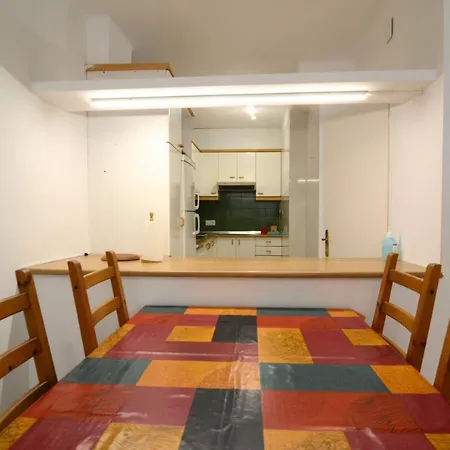 アパート Bosmar 3g *